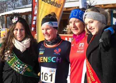 Winterlauf-Challenge Steinberger See 2017 - die ersten 2 Frauen